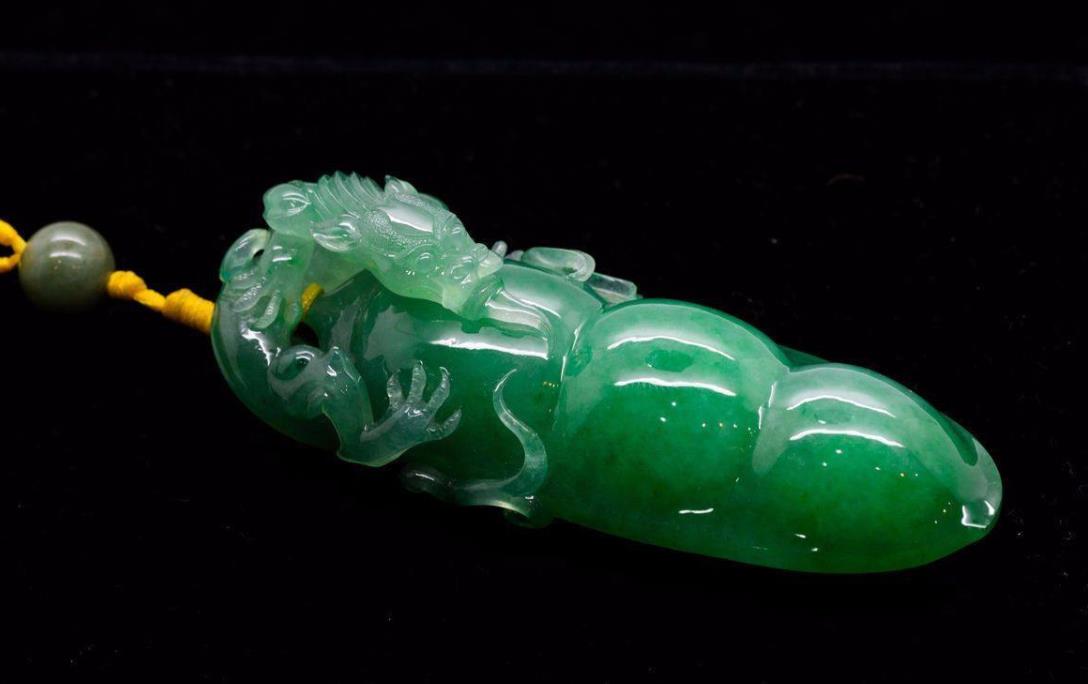 如何看待翡翠摆饰加工工艺优劣？翡翠加工工艺都有哪些？   第1张