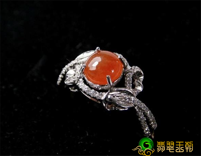 翡翠的种是什么意思?翡翠行业内所说翡翠的种主要是指三个方面! 第1张