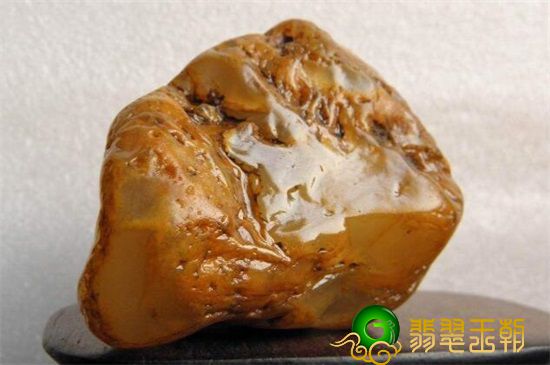 翡翠原石怎么样？如何购买翡翠原石？   第3张