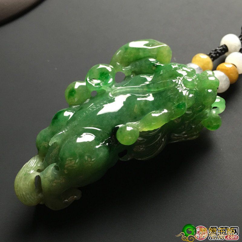 翡翠貔貅吊坠的助运功效，开了光的貔貅吊坠方能助运   第2张