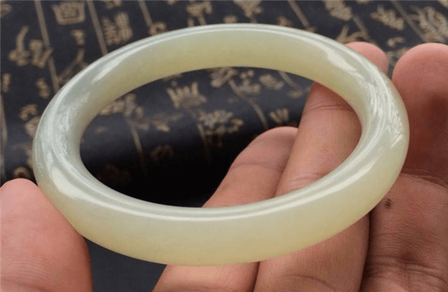 怎么区分和田玉的产地?四大产地的玉料有什么特点? 第3张