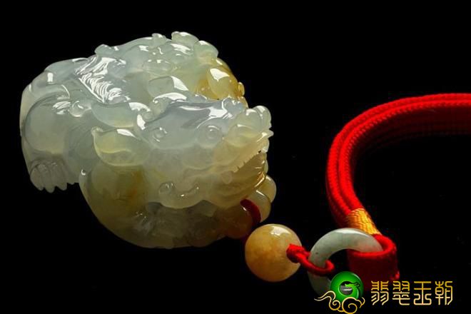 翡翠貔貅吊坠手把件盘玩时的常见问题 盘玩翡翠貔貅吊坠手把件有什么忌讳 