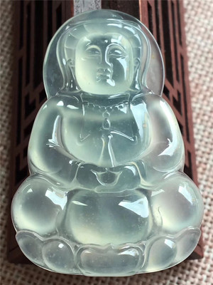 翡翠观音为什么永不过时 人们喜欢它的原因无非这几个   第2张