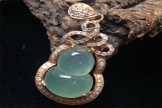 玉葫芦吊坠的寓意 第3张