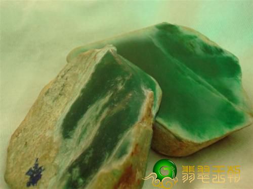 翡翠的产生全过程，翡翠的产生原先那么坎坷   第2张