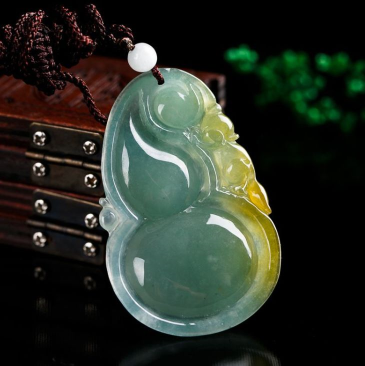 翡翠直播 直播卖翡翠到底有靠不靠谱？ 