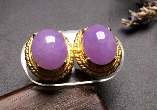 “老”翡翠一定比普通的翡翠好吗?带“老”字的翡翠,其价格一定贵吗? 第2张