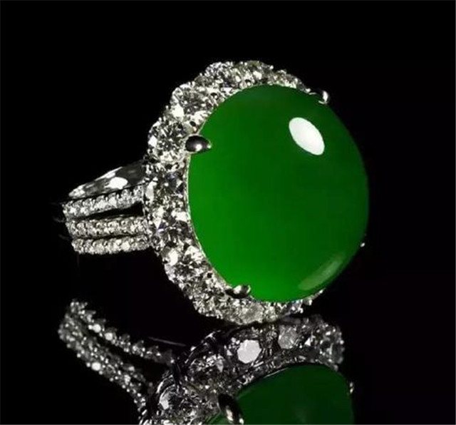 查看更多，目前最非常值得个人收藏的翡翠类目！   第1张