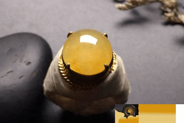 翡翠戒指的寓意是什么?佩戴戒指一定要注意的事项
