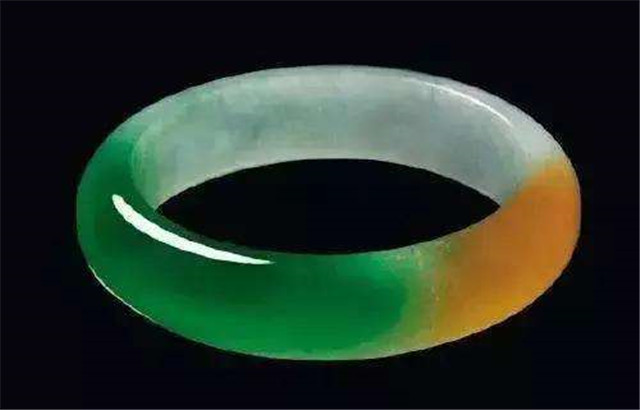 多色翡翠手镯的价格高吗?这个问题其实无需纠结! 第2张