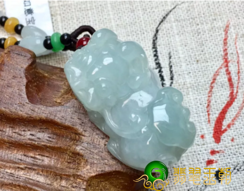 怎样给翡翠貔貅开光 用恰当方法给翡翠貔貅开光维护将来一帆风顺   第2张