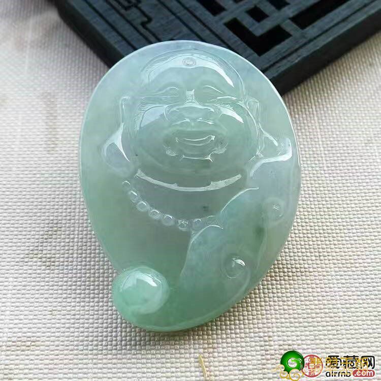 配戴翡翠玉佛的益处，翡翠玉佛的寓意是啥   第1张