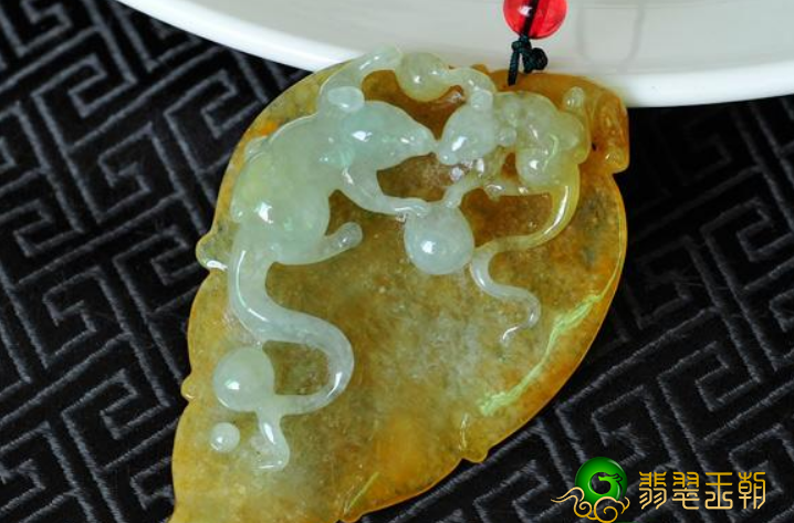 十二生肖的本名翡翠佛是什么？原先他们的喻意那么好！   第1张