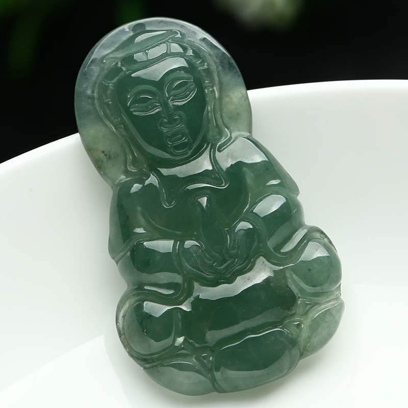 缅甸翡翠玉如何进行保养？翡翠这些好处你真的了解吗   第1张