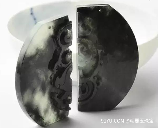 乌鸡种翡翠和墨翠有什么不同?它们的区别在哪里?