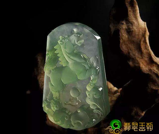 翡翠是怎样产生的 翡翠的产生标准 