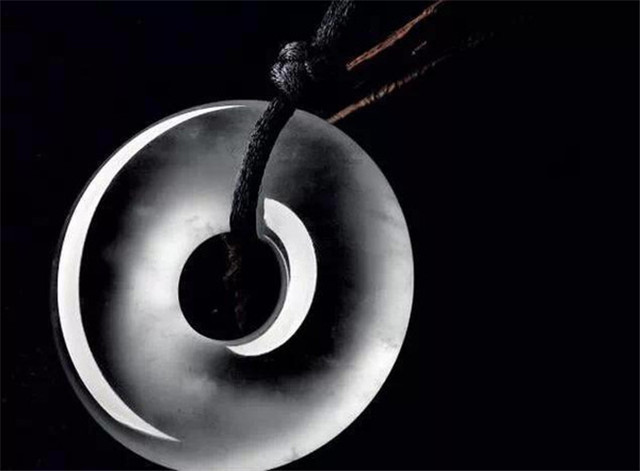 玉平安扣价格高吗？挑选平安扣记住这“五不要”！   第3张