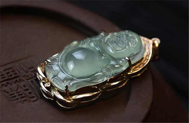 陪你搞清楚翡翠种和色的关联，别再问哪一个更强！   第2张