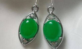 购买指南:千万要注意市场上翡翠的冒充者! 第2张