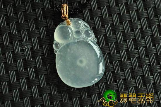 究竟什么是木那料翡翠?翡翠木那料是什么?   第3张