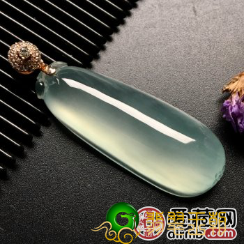 翡翠冰种翡翠里有棉花危害收藏价值吗？棉花是怎么产生的？ 