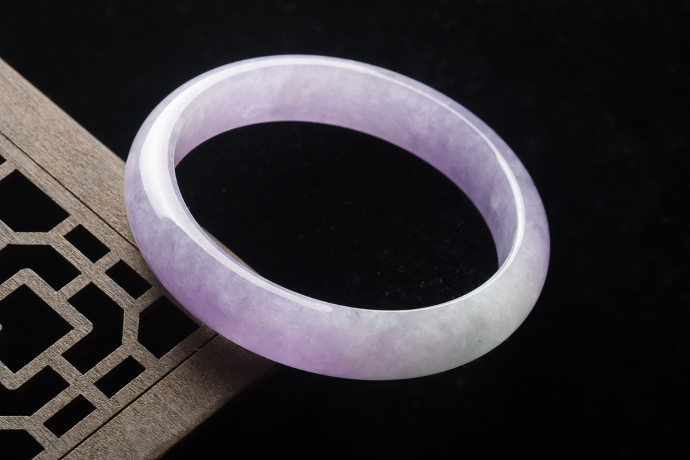 颜色越多，这块翡翠就越好吗？看完你就知道了！   第1张