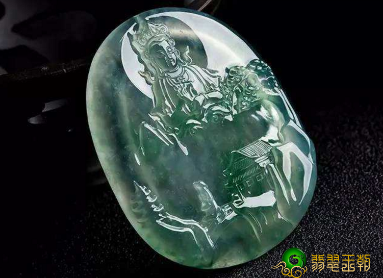 辨别翡翠非常简单的方式是啥？来教大伙儿一些有效的小窍门   第2张