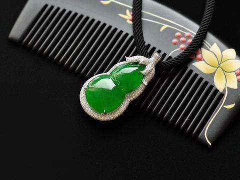 选购翡翠葫芦有什么禁忌?知识点很多快来学习! 第2张