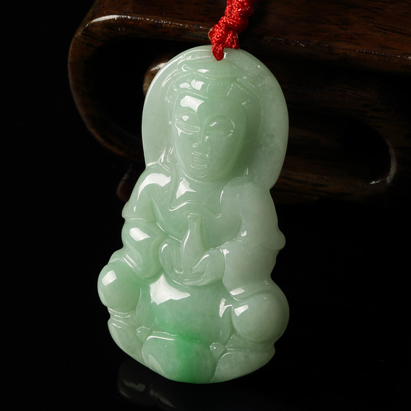 缅甸翡翠玉如何进行保养？翡翠这些好处你真的了解吗   第2张