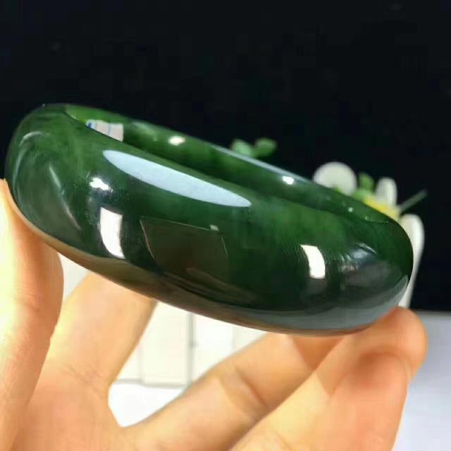 和田碧玉是什么玉 如何鉴别真伪 