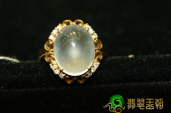 翡翠起刚是什么意思 翡翠起货概念   第2张