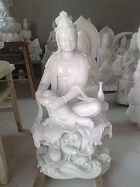 汉白玉雕刻大气沉稳，尽显贵族风范之气概   第2张