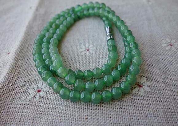 油青翡翠项链有没有收藏价值 不会保养等于白买   第2张