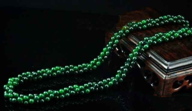 铁龙生翡翠如恶化鉴定鉴赏   第4张