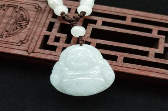 女戴佛睡觉时要取下么   第2张