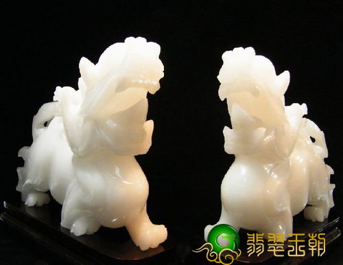 开关翡翠貔貅吊坠在配戴的情况下 必须留意什么避讳   第1张