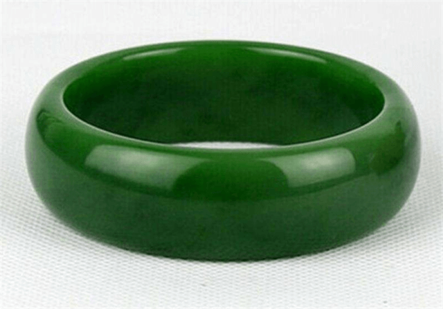 收藏什么样的和田玉有价值？除了籽料你还要知道这些！   第2张