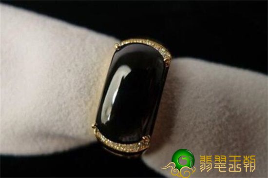 翡翠绿可以分为几种？翡翠的绿有哪几种   第3张