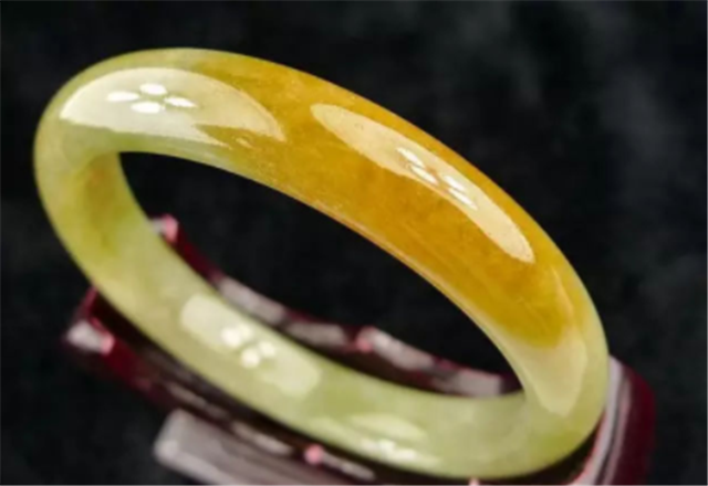 翡翠手镯抛光方法有哪些？让我们一起来看看！   第1张