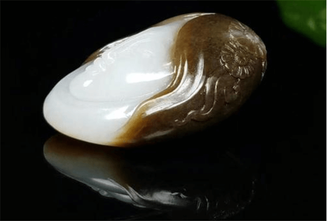 和田玉俄料如何保养？其实无非是做好这两件事！   第2张