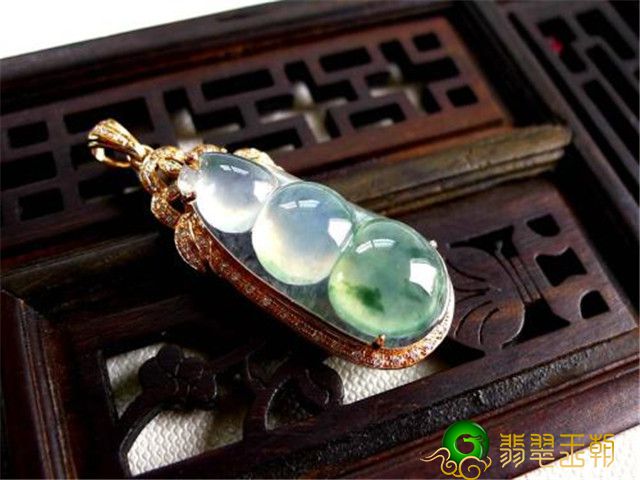 翡翠福豆价格高吗？本文一起来看看它的寓意！   第2张