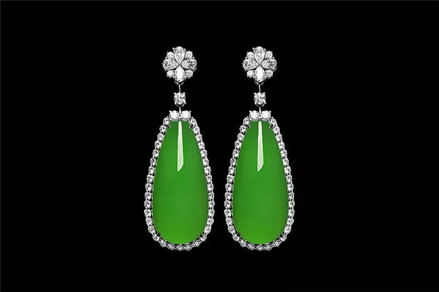 怎么知道翡翠不是染色的?如何鉴别染色翡翠? 第2张