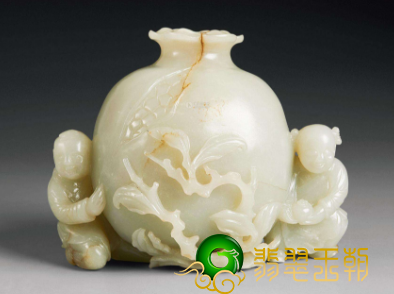 翡翠小石榴的寓意是啥 翡翠番石榴幸福喻意 