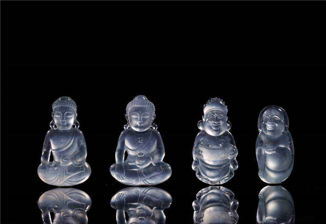 翡翠佛价格贵吗？点开查收佩戴玉佛的忌讳！   第1张