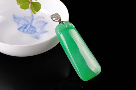 如意玉坠什么形状最好，如意玉坠福瓜形状为佳   第2张