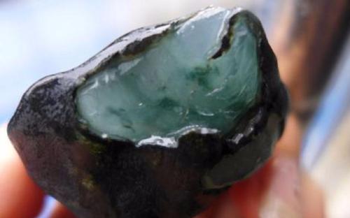 缅甸翡翠产地 缅甸翡翠产地 有哪些