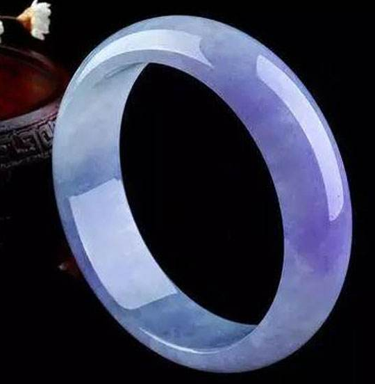 怎样辨别上色翡翠？   第2张