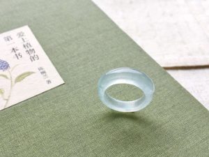 高翡翠冰种翡翠戒指   第1张