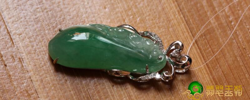 什么样石头会出翡翠？翡翠是从什么样石头出来的？   第1张