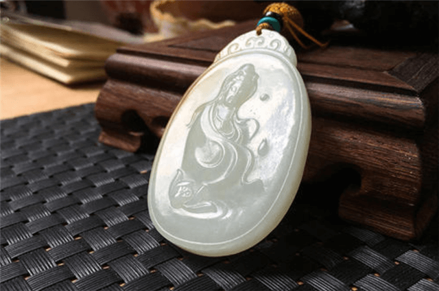 哪些和田玉可收藏?看它是否满足这些条件! 第3张